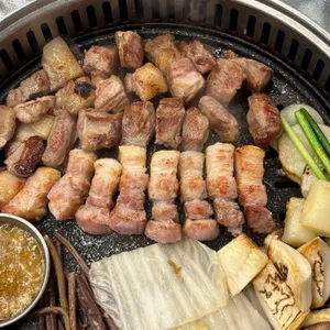 뚱단지돼지정육식당 사진