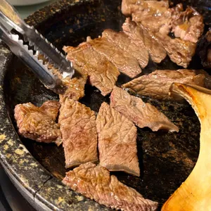 꾸석지돌판한우 대표 사진