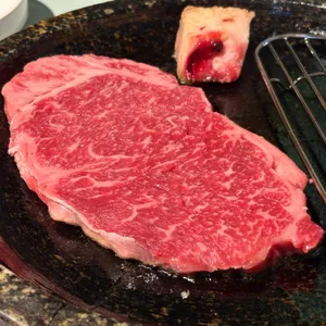 꾸석지돌판한우 사진