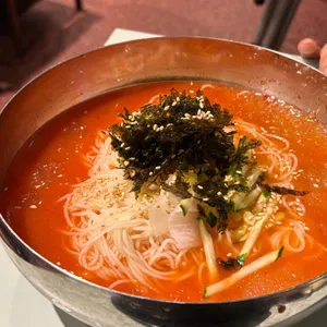 꾸석지돌판한우 사진