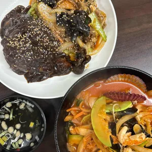 팔봉이밀면 사진