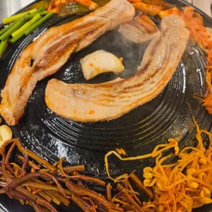 상구네솥뚜껑삼겹살 사진