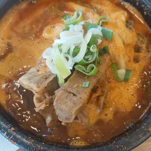 동네맛집뼈구이집 대표 사진