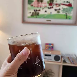 레코드시즌 사진