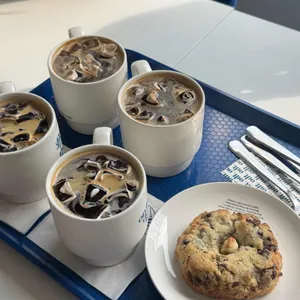 오디티 리뷰 사진