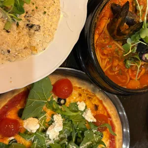 로도스 피자 사진