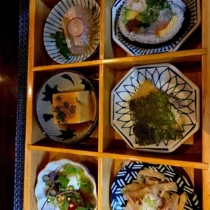 타니 넥스트도어 리뷰 사진