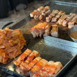 하남돼지집 사진 1