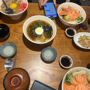 하치로돈부리 대표 사진