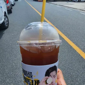 컴포즈커피 사진