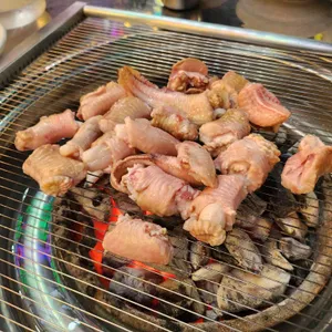 불끈불끈아나고 사진