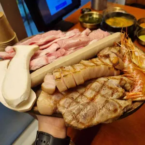 담소육가 사진