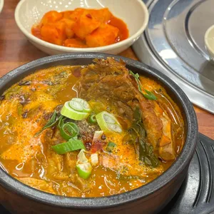 서부청기와감자탕 사진 1