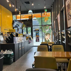 컴포즈커피 리뷰 사진