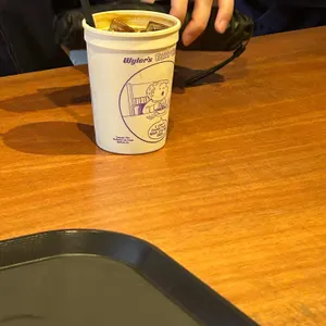 데이원커피바 대표 사진