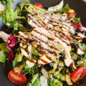 라라코스트 사진