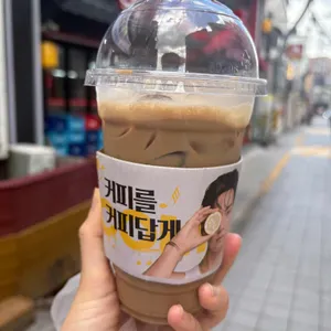 컴포즈커피 사진