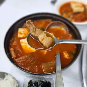 모아음식점 대표 사진