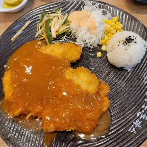 브라운돈까스 사진