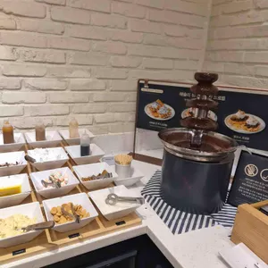 애슐리퀸즈 사진