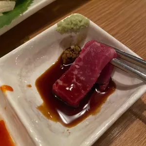 소새끼육회와육사시미 사진