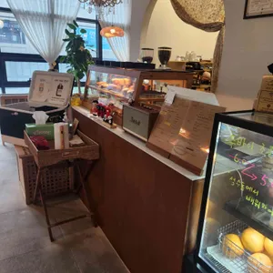 카페 찬란 리뷰 사진