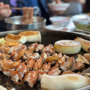 백송춘천닭갈비 사진