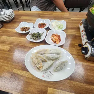 담소 사진