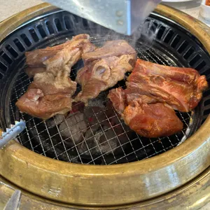 청년고기장수 대표 사진