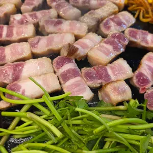 할매솥뚜껑삼겹살 사진