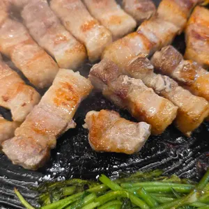 할매솥뚜껑삼겹살 사진