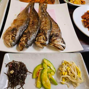 박해윤통영해물밥상 사진 1