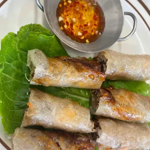 낀티엔 사진