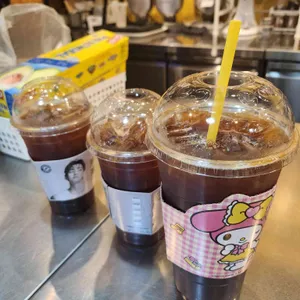 컴포즈커피 사진