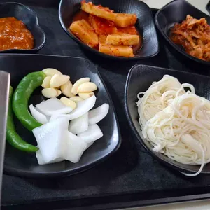 고향가마솥돼지국밥 대표 사진