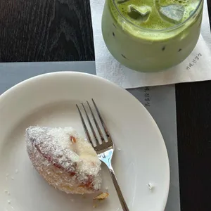 카페 진정성 사진 1