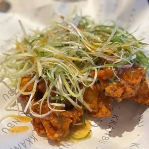깐부치킨 사진