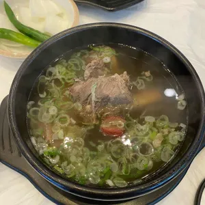 둔산옥 뼈해장국 대표 사진