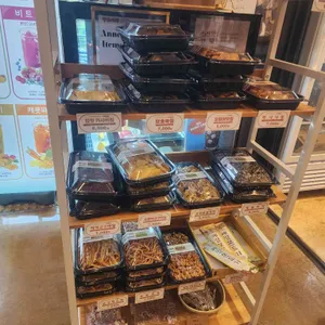 카페 몽도래 리뷰 사진
