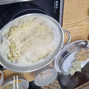 우림칼국수 사진