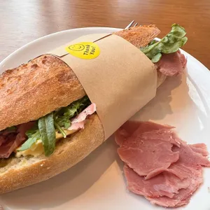 곤트란쉐리에 사진