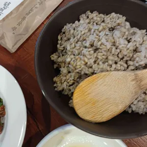 봄이보리밥 대표 사진