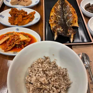 복남이네 꽁당보리밥 사진