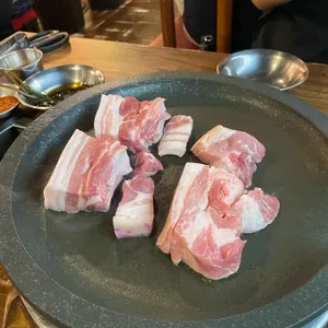 제주까망돼지 대표 사진