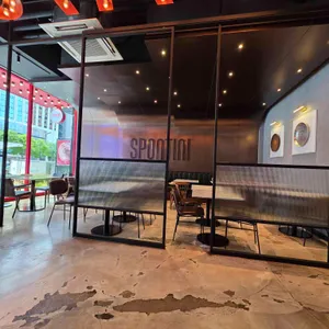 스폰티니 리뷰 사진