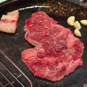 꾸석지돌판한우 사진