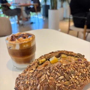 온더브레드 사진