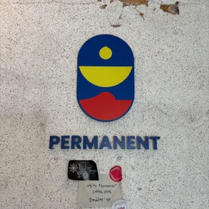 퍼머넌트 리뷰 사진