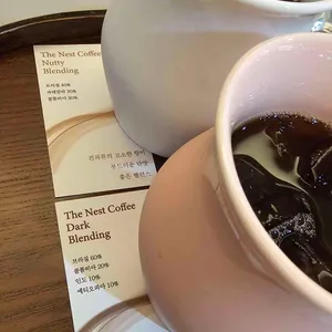 더네스트커피 사진