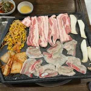 돈벼락삼겹살 사진